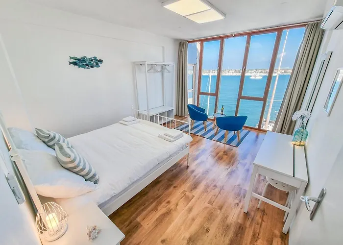Umag Center Seafront Seaview Old Town Apartment 1